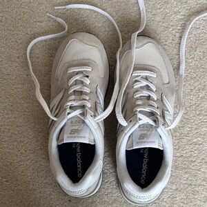 NWOT New Balance Women’s 574 Nimbus Cloud Sneakers - size 9